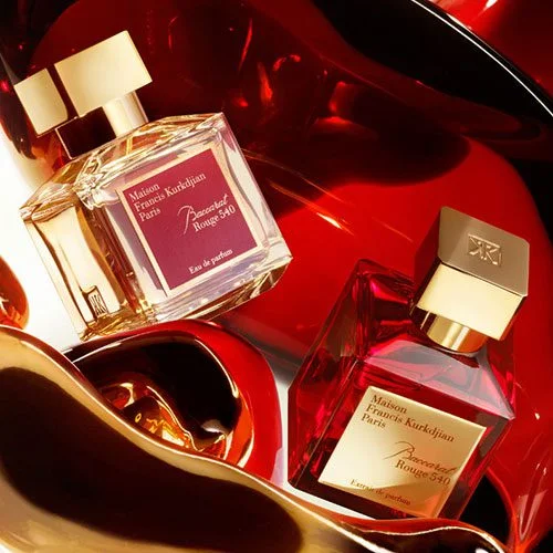 خرید و قیمت پرفیوم Maison Francis Kurkdjian Baccarat Rouge 540