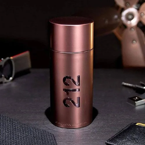 خرید و قیمت پرفیوم Carolina Herrera 212 Se’xy Men